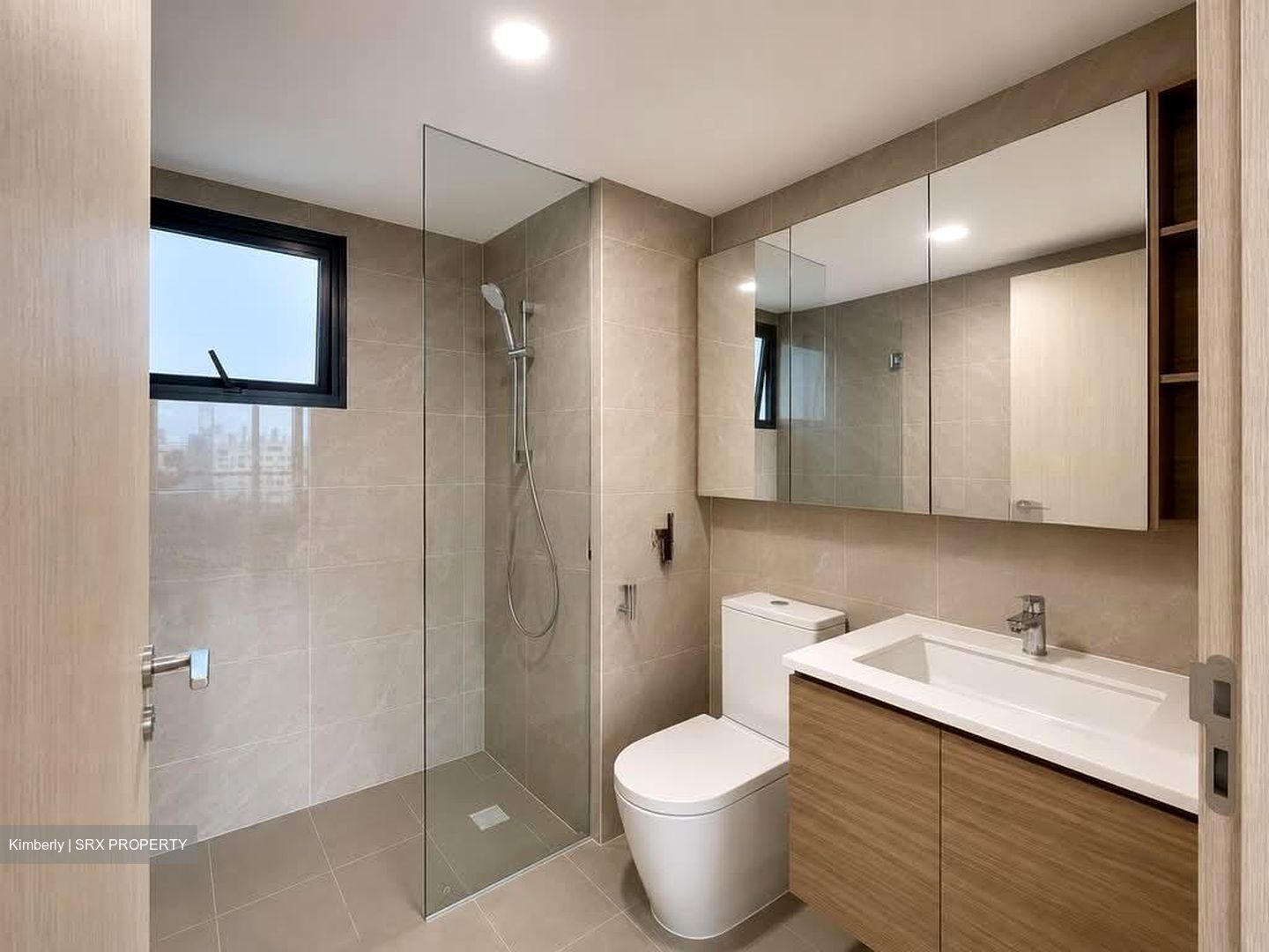 Treasure at Tampines (D18), Condominium #587786971